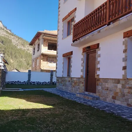 Adventure شقة ترايغراد